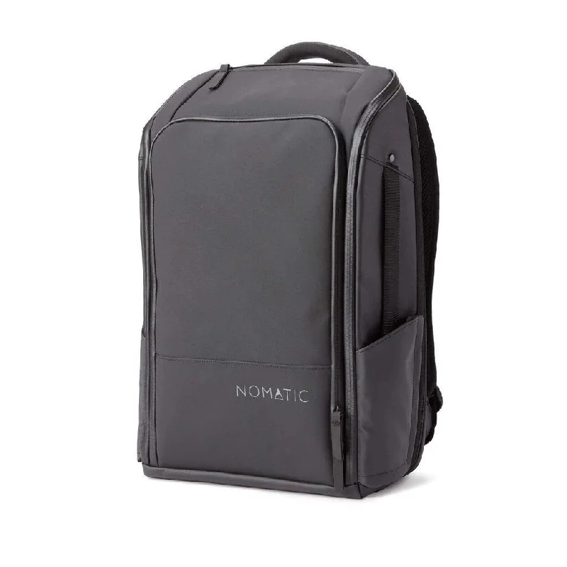 Compact backpack with side water bottle holders -Nomatic Everyday Backpack 20L (V2)