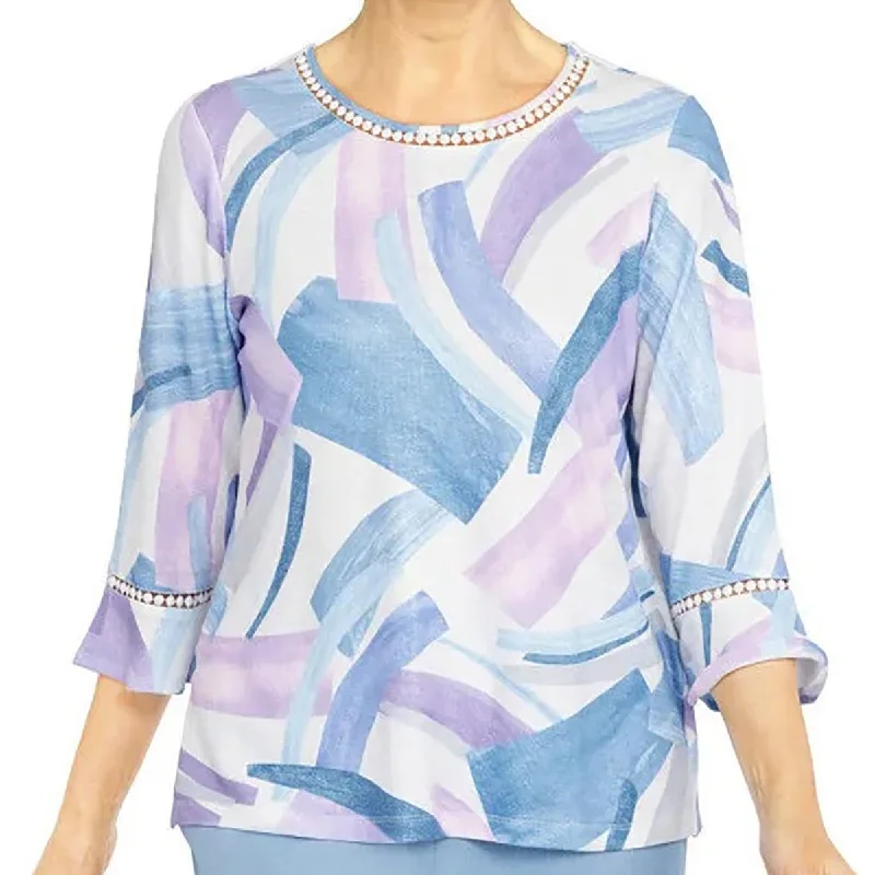 White T-Shirts for Pure Appearance -Women's 3/4 Bell Sleeve Brushstroke Print Top