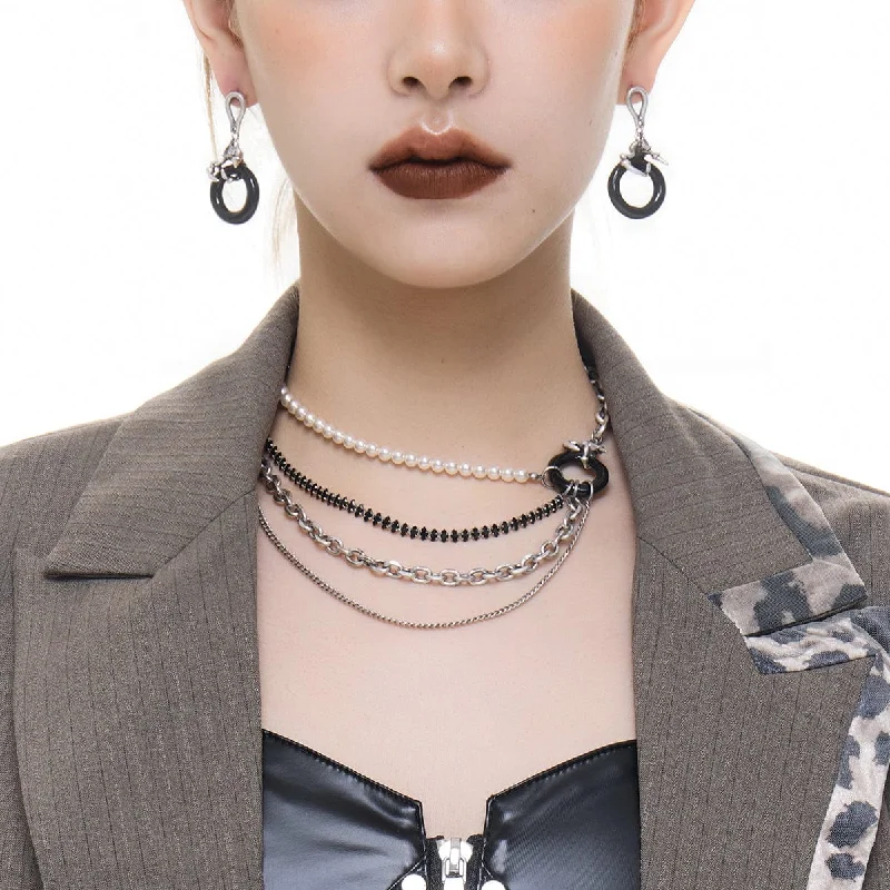 Modern T-Shirts for Trendy Fashion -Women's Punk Dragon Claw Layered Pearl Necklace