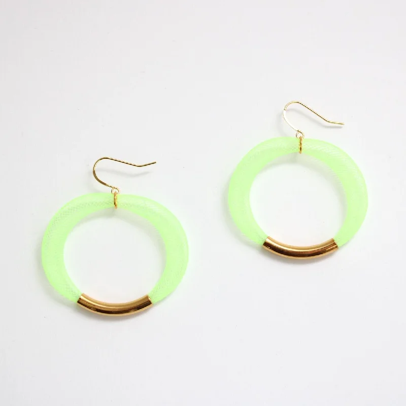 Best hoop earrings with lever-back closures for secure and easy wear-Lime Mesh Hoop Earring Gold